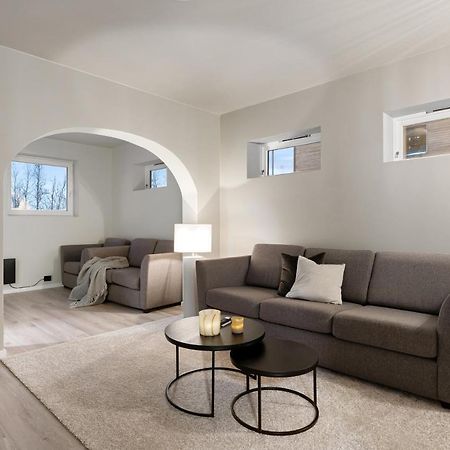 Enter Tromso - 3 Bedroom Home ภายนอก รูปภาพ